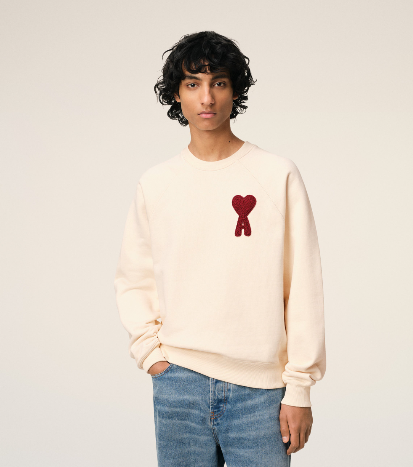 SWEATSHIRT BEIGE PATCH ROUGE AMI DE COEUR EN COTON